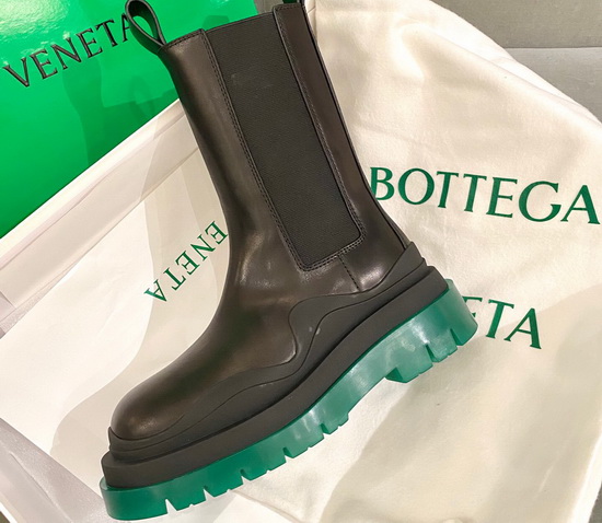 Bottega Veneta The Tire Boots Black Green Vegetable Tanned Calf Leather Upper Rubber Stamped Outsole with Opaque Texture Replica