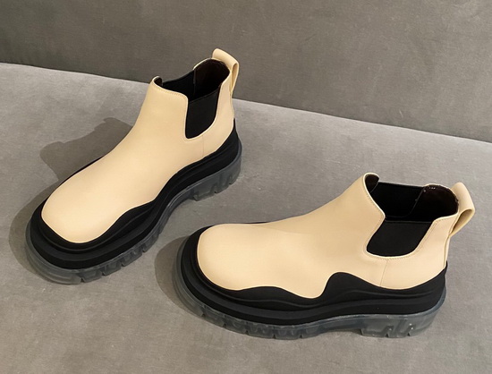 Bottega Veneta The Tire Boots Butter Vegetable Tanned Calf Leather Upper Transparent Rubber Stamped Outsole with Opaque Texture Replica