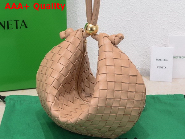 Bottega Veneta Turn Pouch in Nude Lamb Skin Replica