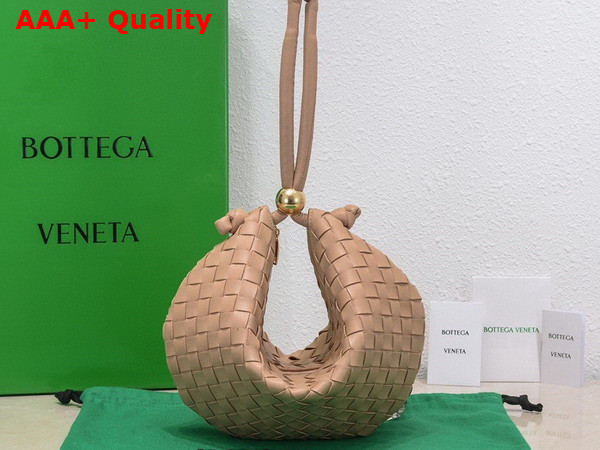 Bottega Veneta Turn Pouch in Nude Lamb Skin Replica