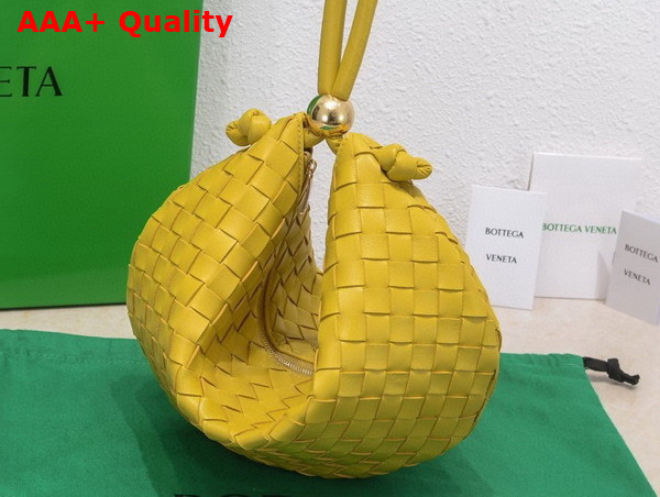 Bottega Veneta Turn Pouch in Yellow Lamb Skin Replica