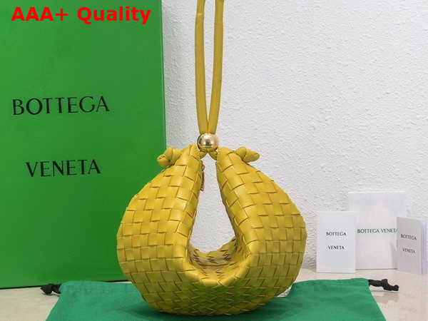 Bottega Veneta Turn Pouch in Yellow Lamb Skin Replica