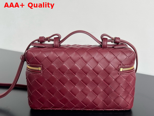 Bottega Veneta Vanity Case On Strap Cherry Intrecciato Leather Replica