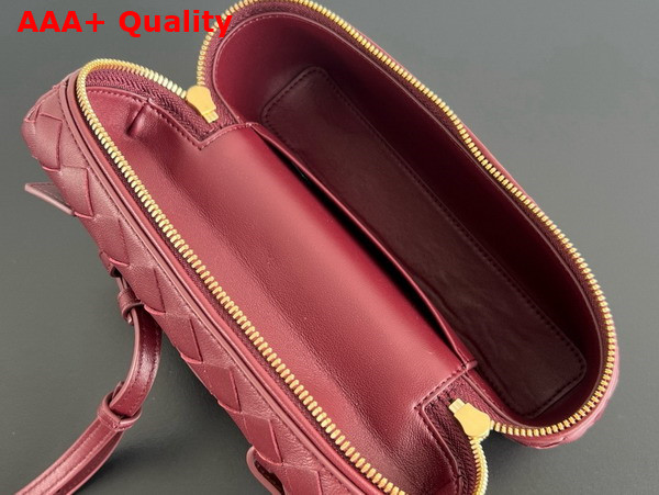 Bottega Veneta Vanity Case On Strap Cherry Intrecciato Leather Replica