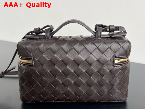 Bottega Veneta Vanity Case On Strap Fondant Intrecciato Leather Replica