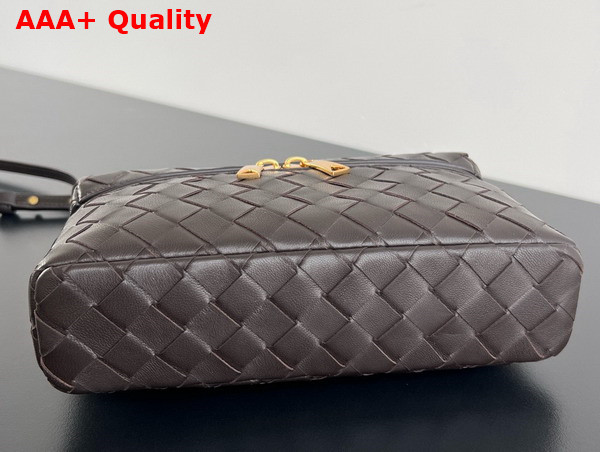 Bottega Veneta Vanity Case On Strap Fondant Intrecciato Leather Replica