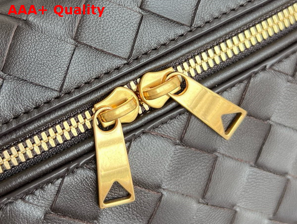 Bottega Veneta Vanity Case On Strap Fondant Intrecciato Leather Replica