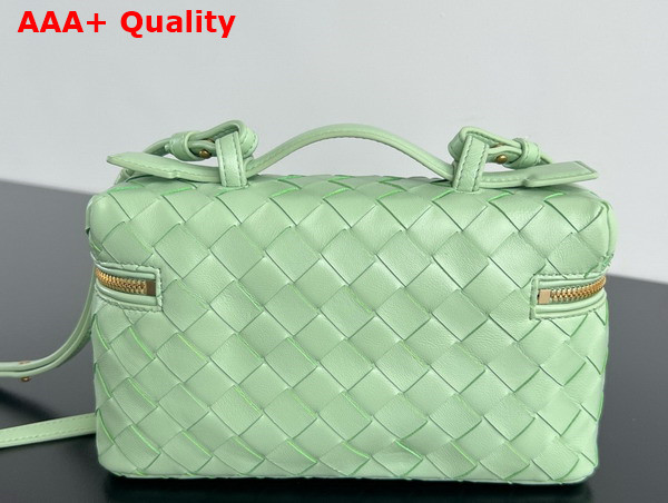 Bottega Veneta Vanity Case On Strap Fresh Mint Intrecciato Leather Replica