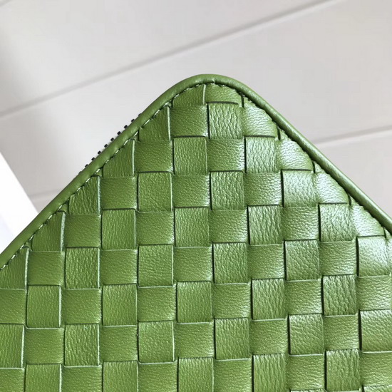 Bottega Veneta Zip Around Wallet in Green Lambskin