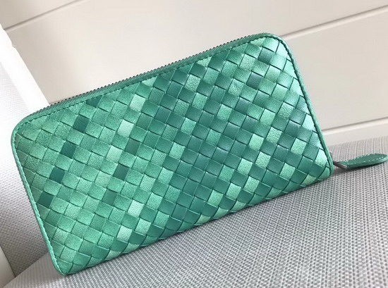 Bottega Veneta Zip Around Wallet in Turquoise Nappa Lambskin