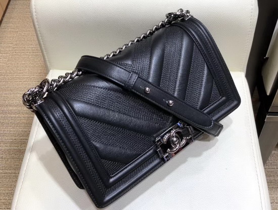 Boy Chanel Handbag Black Calfskin and Ruthenium Finish Metal A67086