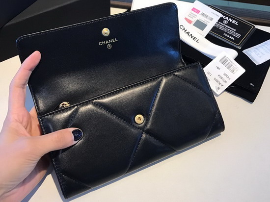 Chanel 19 Flap Wallet in Black Lambskin AP0953