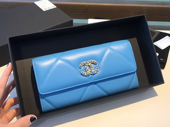 Chanel 19 Flap Wallet in Blue Lambskin AP0953