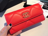 Chanel 19 Flap Wallet in Bright Red Lambskin AP0953