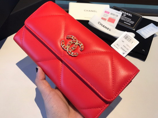 Chanel 19 Flap Wallet in Bright Red Lambskin AP0953