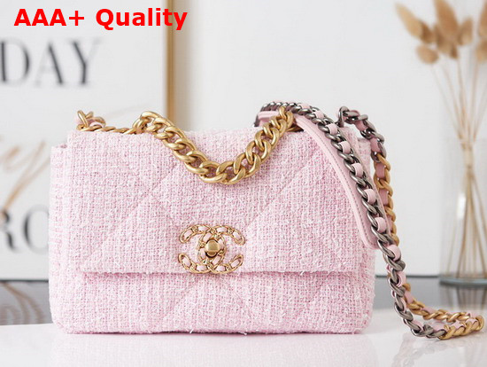 Chanel 19 Handbag in Light Pink Tweed Replica