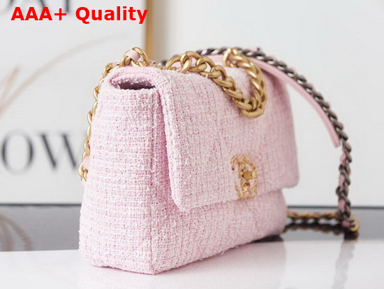 Chanel 19 Handbag in Light Pink Tweed Replica