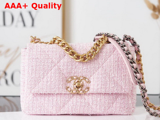 Chanel 19 Handbag in Light Pink Tweed Replica