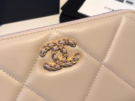 Chanel 19 Long Zipped Wallet in Beige Lambskin AP1063