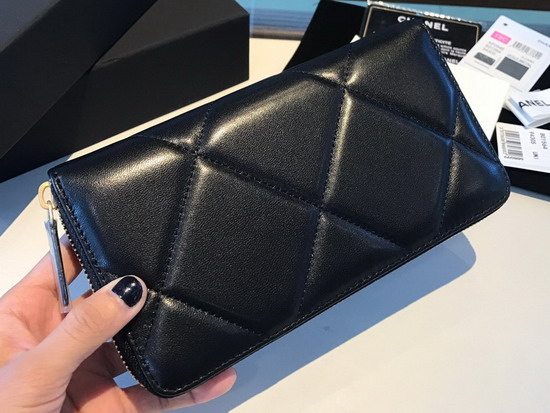 Chanel 19 Long Zipped Wallet in Black Lambskin AP1063