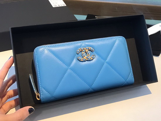 Chanel 19 Long Zipped Wallet in Blue Lambskin AP1063