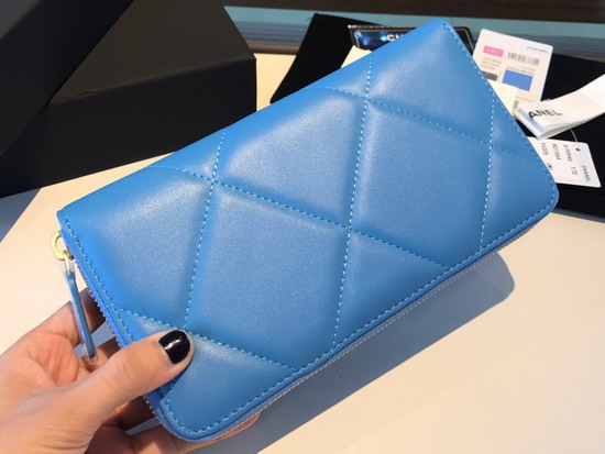 Chanel 19 Long Zipped Wallet in Blue Lambskin AP1063