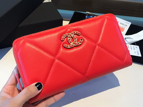 Chanel 19 Long Zipped Wallet in Bright Red Lambskin AP1063