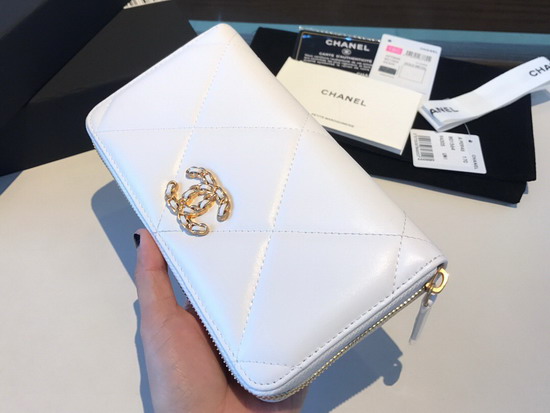 Chanel 19 Long Zipped Wallet in Ivory Lambskin AP1063