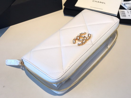 Chanel 19 Long Zipped Wallet in Ivory Lambskin AP1063