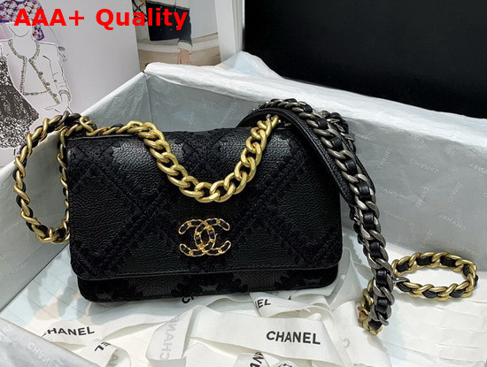 Chanel 19 Wallet On Chain Calfskin Crochet Gold Tone Silver Tone and Ruthenium Finish Metal Black AP0957 Replica