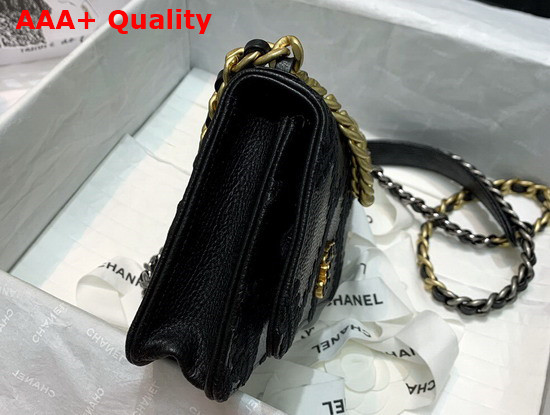 Chanel 19 Wallet On Chain Calfskin Crochet Gold Tone Silver Tone and Ruthenium Finish Metal Black AP0957 Replica