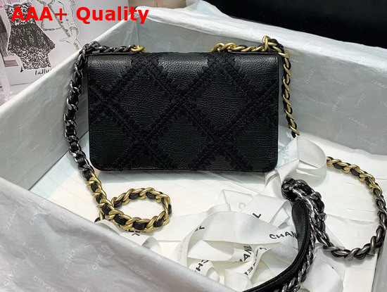 Chanel 19 Wallet On Chain Calfskin Crochet Gold Tone Silver Tone and Ruthenium Finish Metal Black AP0957 Replica