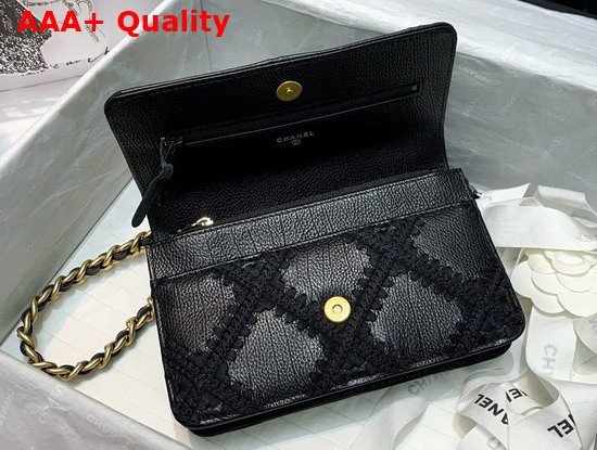 Chanel 19 Wallet On Chain Calfskin Crochet Gold Tone Silver Tone and Ruthenium Finish Metal Black AP0957 Replica