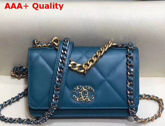 Chanel 19 Wallet On Chain Lambskin Gold Tone Silver Tone and Ruthenium Finish Metal Blue AP0957 Replica