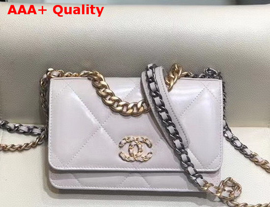 Chanel 19 Wallet On Chain Lambskin Gold Tone Silver Tone and Ruthenium Finish Metal Ivory AP0957 Replica