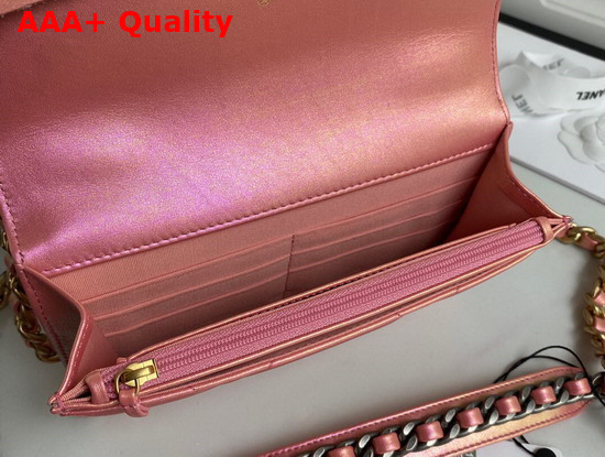 Chanel 19 Wallet On Chain Pearl Pink Replica