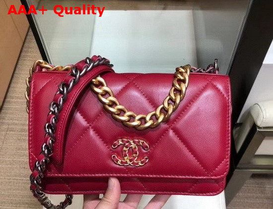 Chanel 19 Wallet On Chain Shiny Goatskin Gold Tone Silver Tone and Ruthenium Finish Metal Red AP0957 Replica