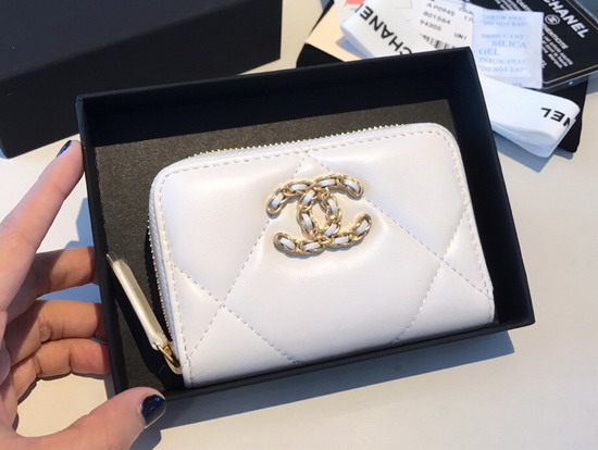 Chanel 19 Zipped Coin Purse in Ivory Lambskin AP0949