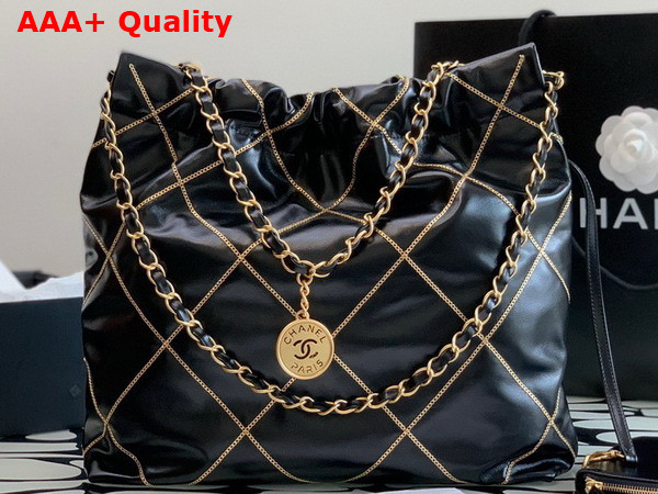 Chanel 22 Handbag Shiny Calfskin and Gold Tone Mtal Black AS3261 Replica