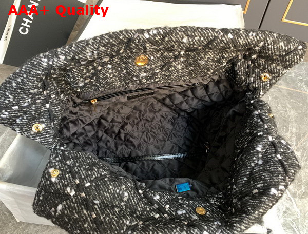 Chanel 22 Handbag Wool Tweed and Gold Tone Metal Black Ecru Ref AS3261 Replica