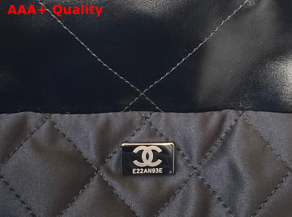 Chanel 22 Handbag in Black Shiny Calfskin and Silver Tone Metal AS3261 Replica