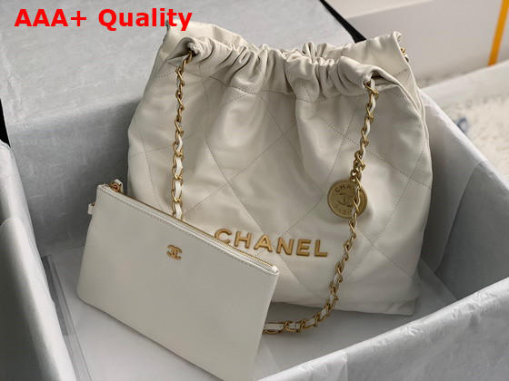 Chanel 22 Handbag in White Shiny Calfskin Gold Tone Metal AS3261 Replica