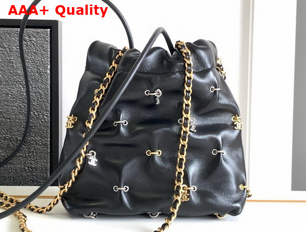 Chanel 22 Mini Handbag Shiny Lambskin Bijoux Charms Gold Tone Metal Black AS3980 Replica