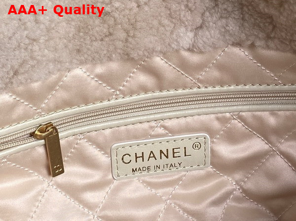 Chanel 22 Small Handbag Ecru Shearling Lambskin Gold Tone Metal AS3260 Replica