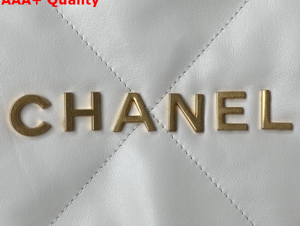 Chanel 22 Small Handbag in White Shiny Calfskin Gold Tone Metal AS3260 Replica