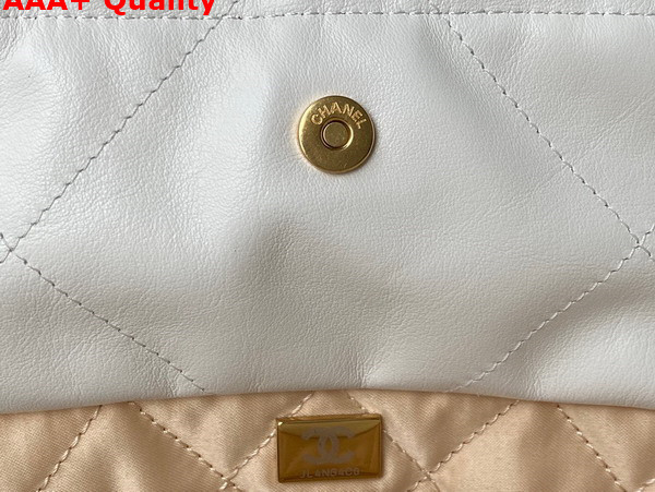 Chanel 22 Small Handbag in White Shiny Calfskin Gold Tone Metal AS3260 Replica