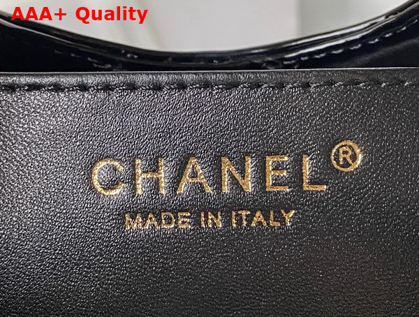 Chanel 31 Small Shopping Bag in Black Patent Leather Replica