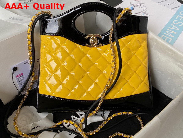 Chanel 31 Small Shopping Bag in Yellow and Black Patent Leather Replica