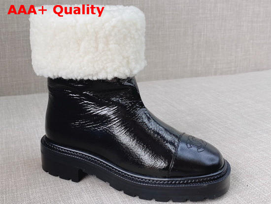 Chanel Ankle Boot in Black Crumpled Leather with White Shearling Lining Replica