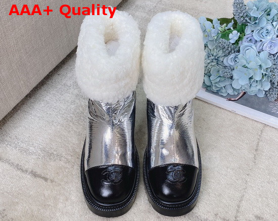 Chanel Ankle Boot in Silver Crumpled Leather with White Shearling Lining Replica